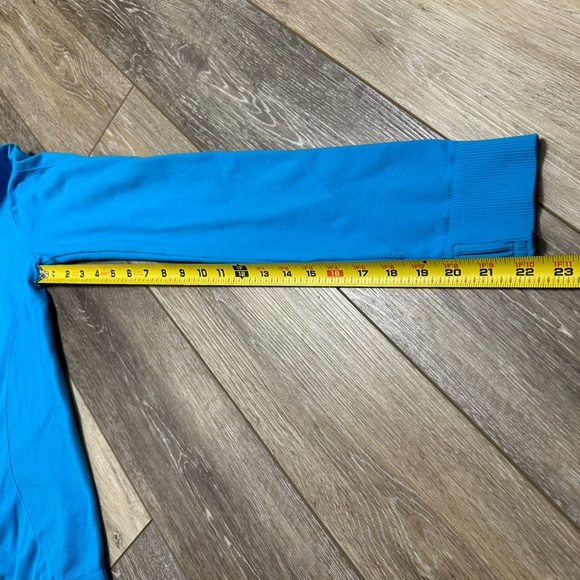 🛍️PUMA women’s dry sell full zipper track stretch knit jacket excellent. - Picture 6 of 8